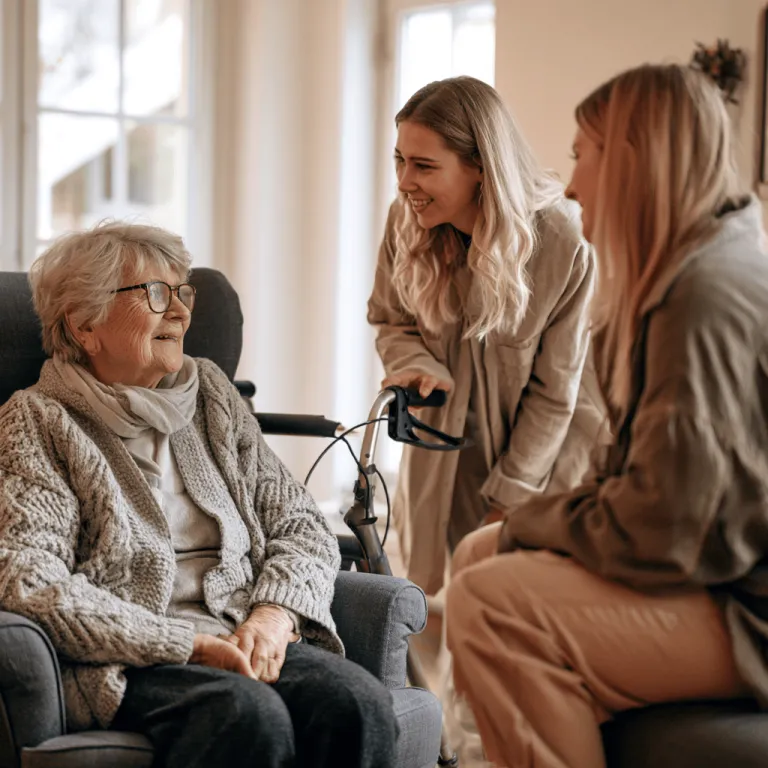 Oferta pracy dla opiekunki: Opiekunk lub Opiekunka do samotnej seniorki – stałe lekkie zlecenie od 05.11 — Neunkirchen · Bawaria