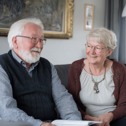 dario1493_elder_couple_german_type_nice_people_happy_polite_n_81a13080-4c60-4602-b1da-366db159b967_0-2